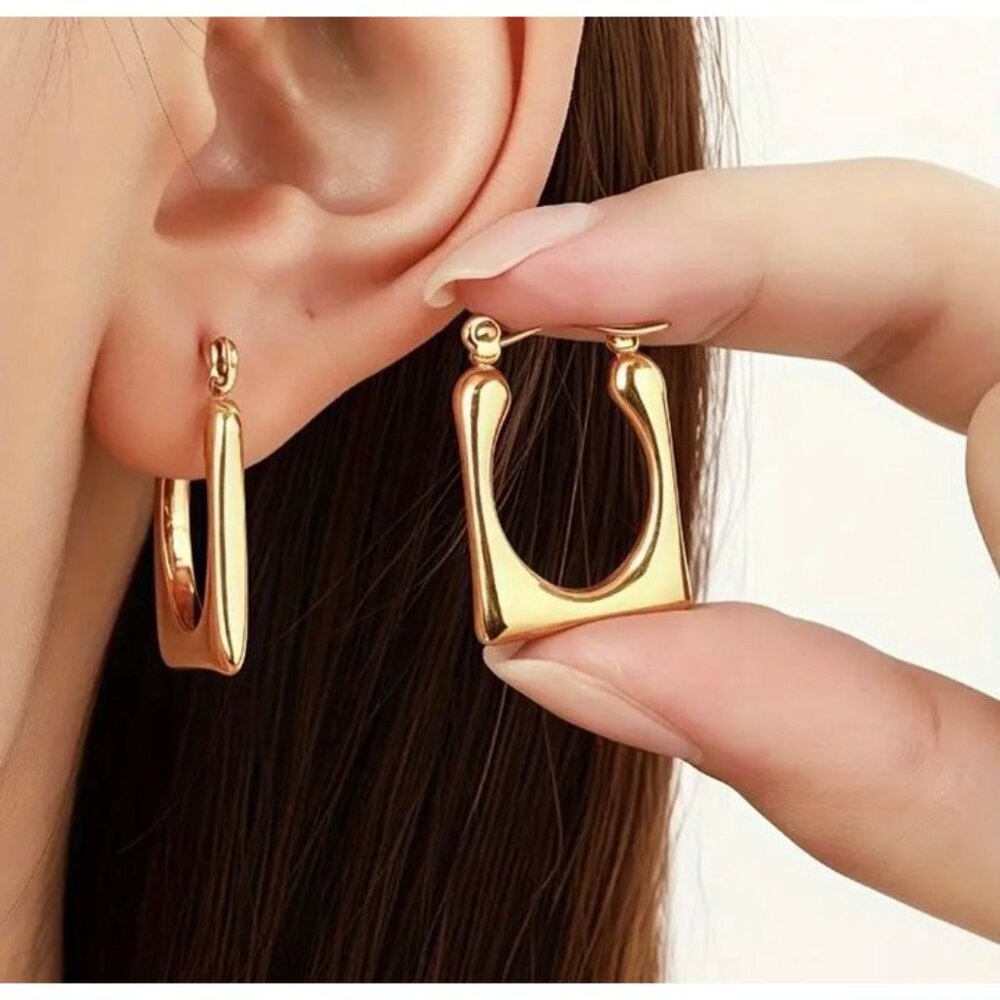 14K Gold Plated Square Hoop Earrings Geometric Chunky Modern Minimalist - Picture 2 of 4